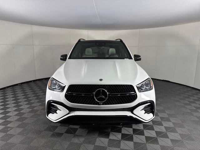 new 2025 Mercedes-Benz GLE 450 car, priced at $83,880