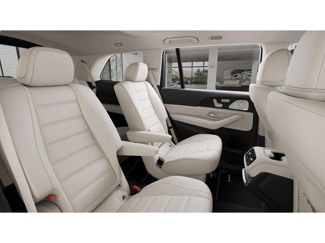 new 2025 Mercedes-Benz GLS 450 car, priced at $100,800