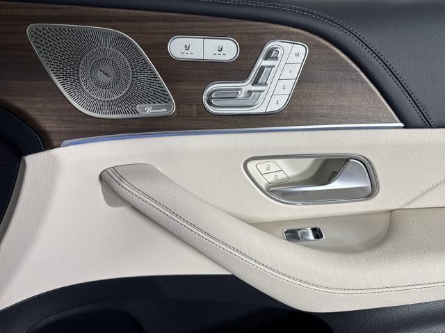 new 2025 Mercedes-Benz GLE 350 car, priced at $77,400