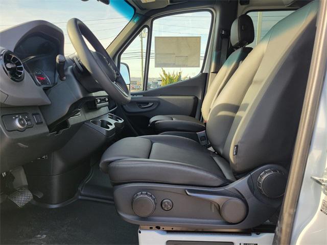 new 2024 Mercedes-Benz Sprinter 2500 car, priced at $71,877