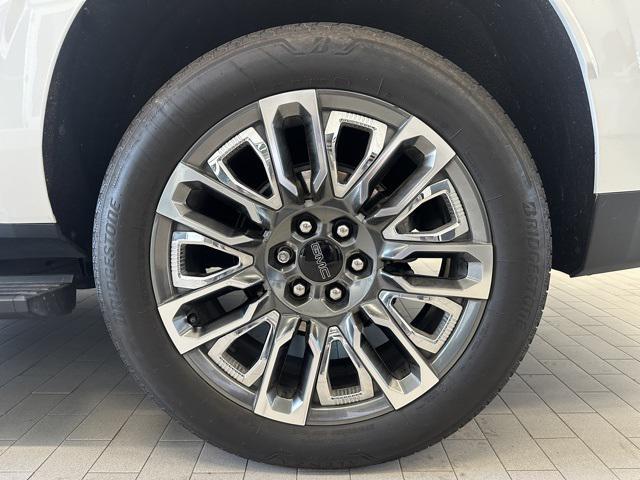 used 2023 GMC Yukon XL car, priced at $74,997