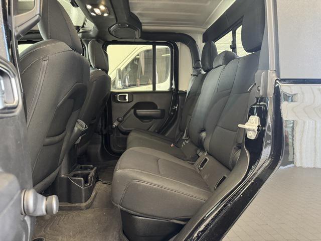 used 2022 Jeep Gladiator car, priced at $32,994