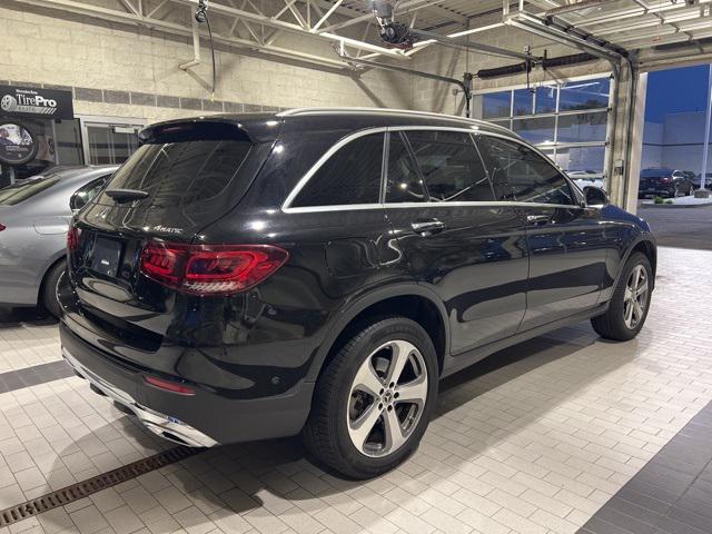 used 2022 Mercedes-Benz GLC 300 car