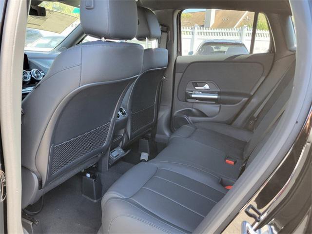 new 2025 Mercedes-Benz GLA 250 car, priced at $47,295