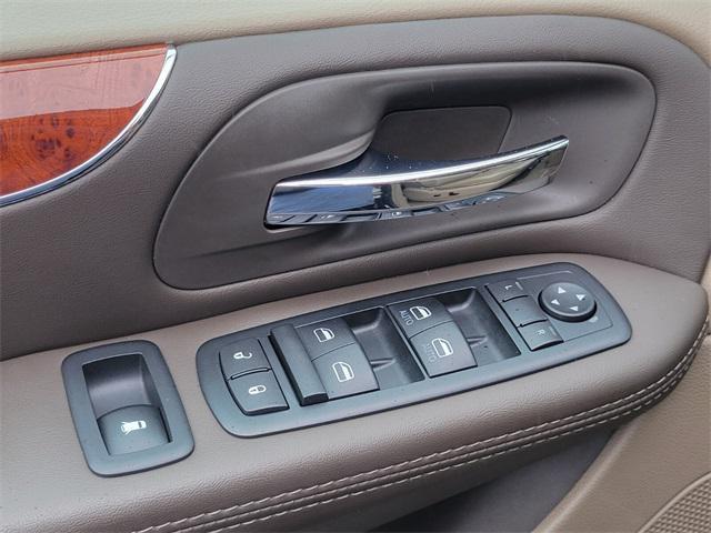 used 2014 Chrysler Town & Country car, priced at $6,998