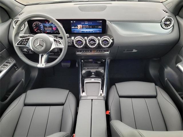 new 2024 Mercedes-Benz GLA 250 car, priced at $42,599
