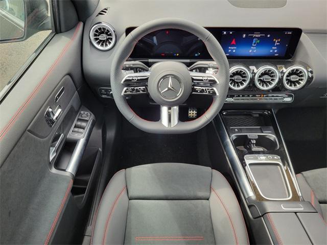 new 2025 Mercedes-Benz GLA 250 car, priced at $53,460
