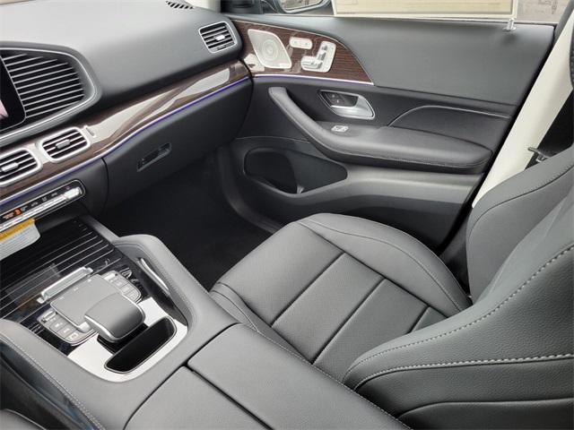 new 2026 Mercedes-Benz GLE 450 car, priced at $77,335