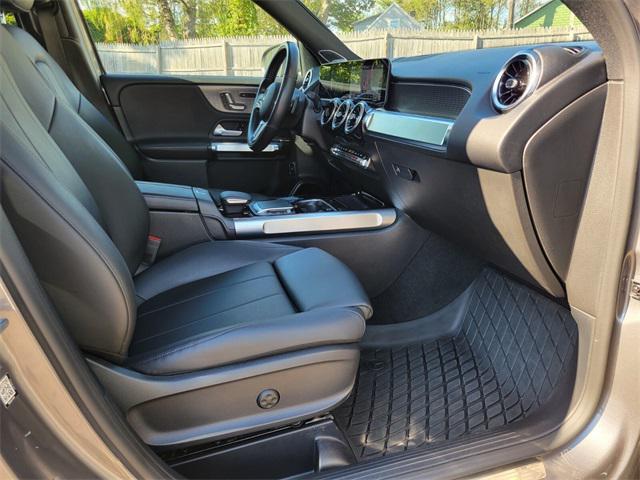 used 2021 Mercedes-Benz GLB 250 car, priced at $28,189