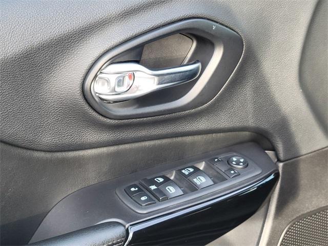 used 2019 Jeep Cherokee car, priced at $14,997