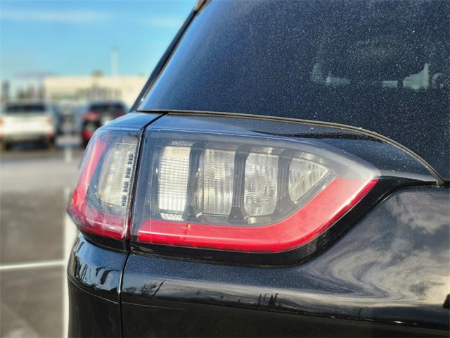 used 2019 Jeep Cherokee car, priced at $14,997