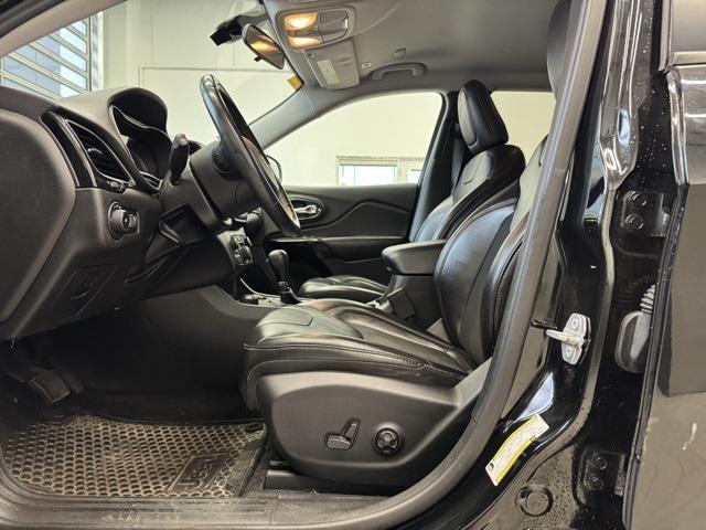 used 2019 Jeep Cherokee car, priced at $14,997