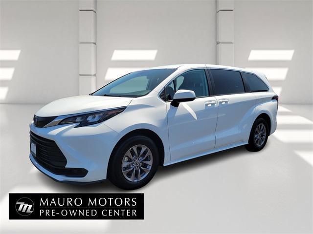 used 2024 Toyota Sienna car, priced at $39,984