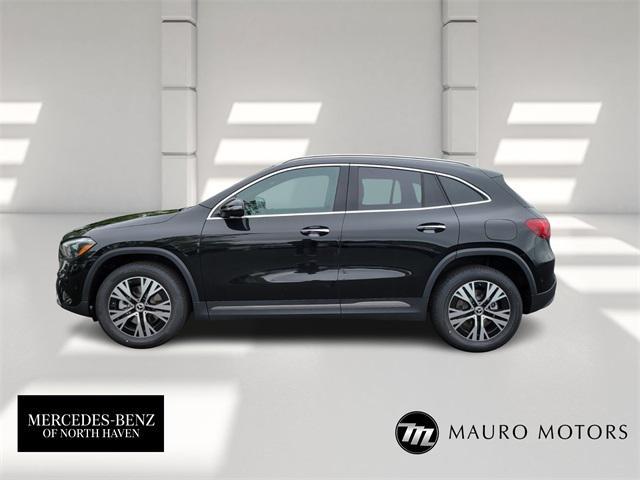 new 2025 Mercedes-Benz GLA 250 car, priced at $47,295