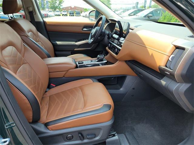used 2023 Nissan Pathfinder car, priced at $39,899