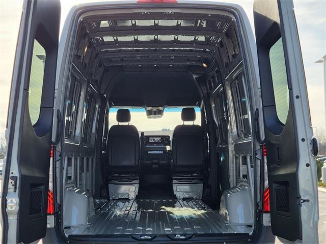 new 2024 Mercedes-Benz Sprinter 2500 car, priced at $79,318