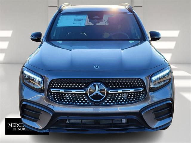 new 2024 Mercedes-Benz GLB 250 car, priced at $51,995