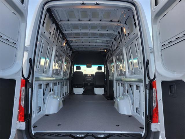 new 2024 Mercedes-Benz Sprinter 2500 car, priced at $70,751