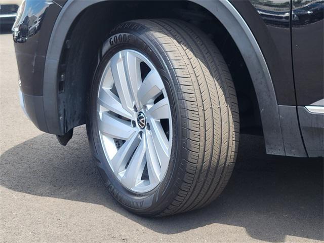 used 2021 Volkswagen Atlas car, priced at $25,997