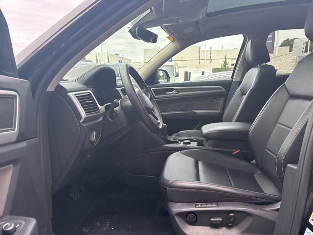 used 2021 Volkswagen Atlas car, priced at $29,989