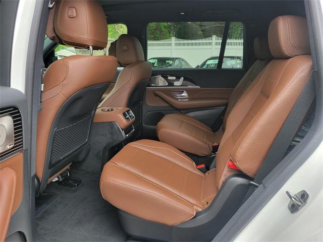 new 2025 Mercedes-Benz GLS 450 car, priced at $108,055