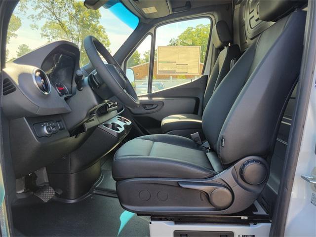 new 2025 Mercedes-Benz Sprinter 2500 car, priced at $65,284