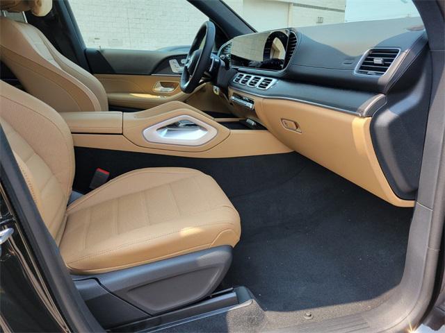 new 2025 Mercedes-Benz GLS 450 car, priced at $101,945