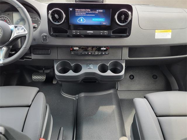 new 2025 Mercedes-Benz Sprinter 2500 car, priced at $86,273