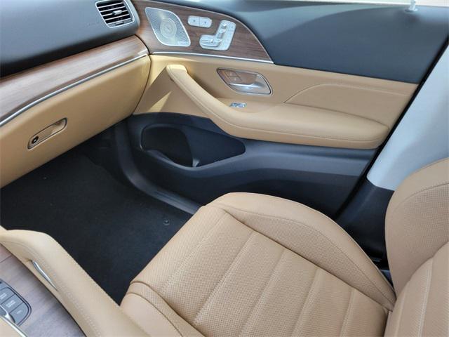 new 2026 Mercedes-Benz GLE 450 car, priced at $81,485