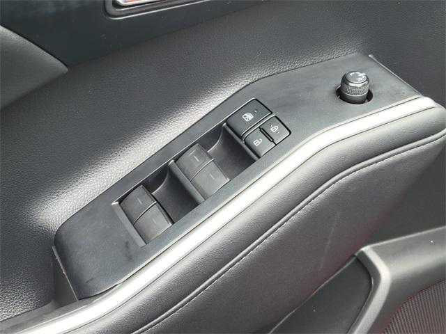 used 2022 Toyota Highlander car, priced at $43,995