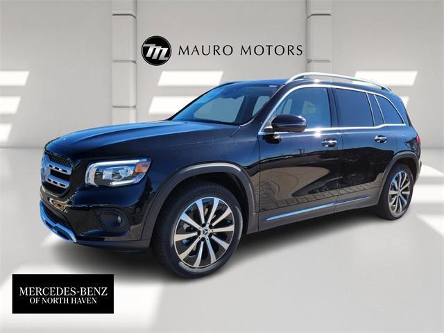 new 2023 Mercedes-Benz GLB 250 car, priced at $43,995