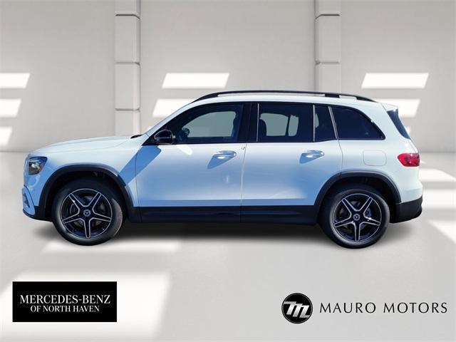 new 2025 Mercedes-Benz GLB 250 car, priced at $55,895