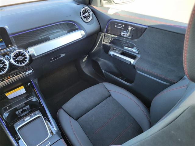 new 2025 Mercedes-Benz GLB 250 car, priced at $55,895