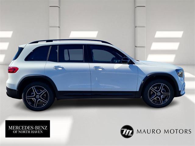 new 2025 Mercedes-Benz GLB 250 car, priced at $55,895