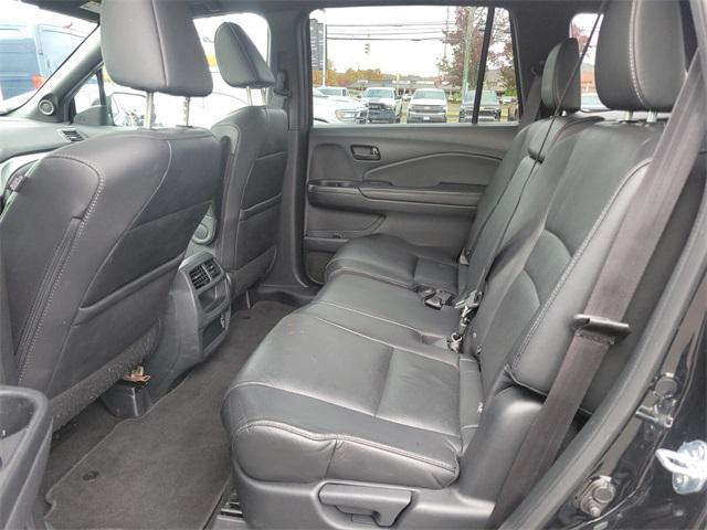 used 2022 Honda Passport car, priced at $29,997