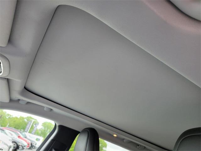 used 2021 Jeep Cherokee car, priced at $25,995