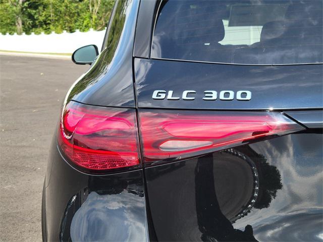 new 2025 Mercedes-Benz GLC 300 car, priced at $61,565