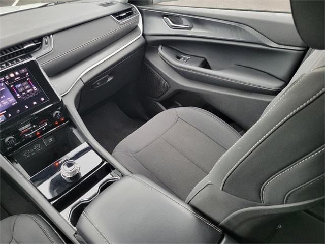 used 2023 Jeep Grand Cherokee car, priced at $32,894