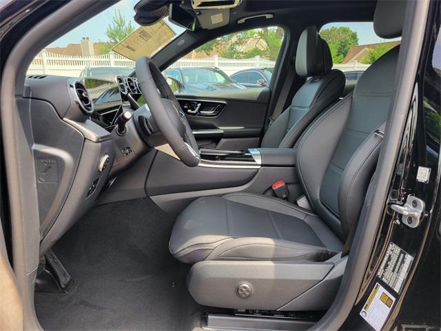 new 2025 Mercedes-Benz GLC 300 car, priced at $54,185