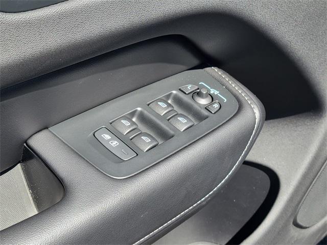used 2021 Volvo XC60 car, priced at $31,916