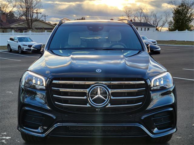 new 2025 Mercedes-Benz GLS 450 car, priced at $104,250