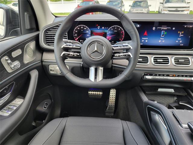 new 2025 Mercedes-Benz GLS 450 car, priced at $103,665