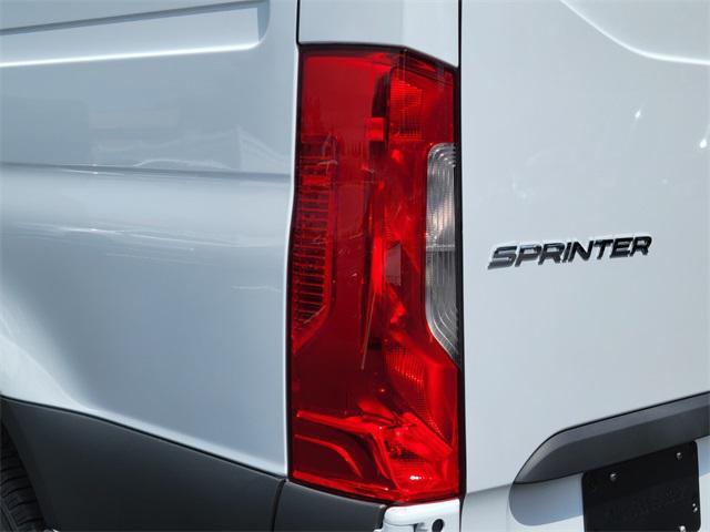 new 2025 Mercedes-Benz Sprinter 2500 car, priced at $59,808