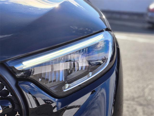 new 2026 Mercedes-Benz GLC 300 car, priced at $59,290