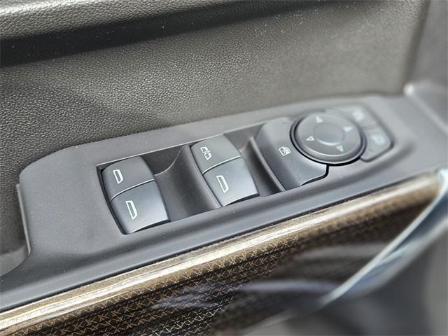 used 2022 Chevrolet Silverado 1500 car, priced at $33,499