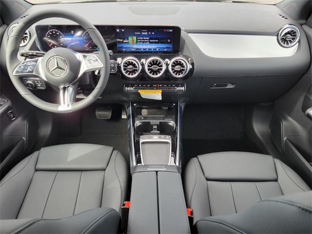 new 2025 Mercedes-Benz GLA 250 car, priced at $48,945