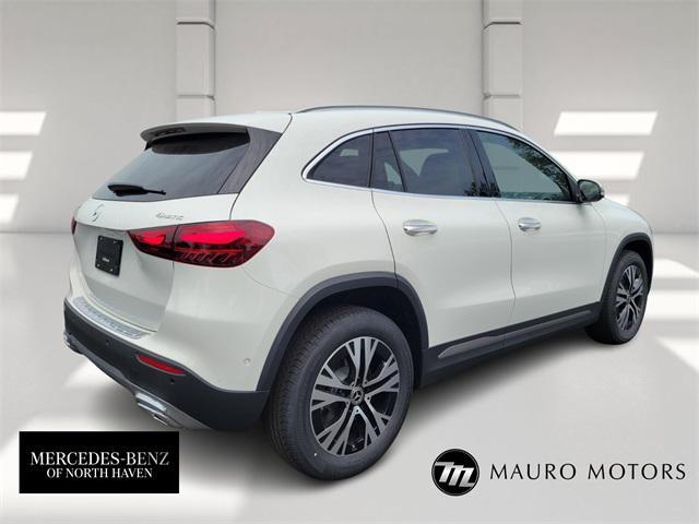 new 2025 Mercedes-Benz GLA 250 car, priced at $47,295