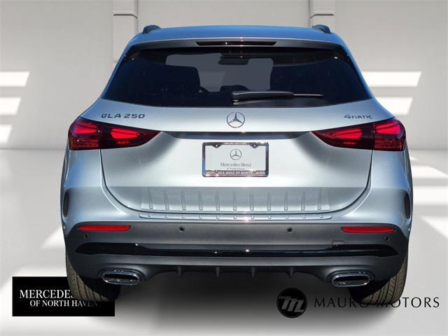 new 2025 Mercedes-Benz GLA 250 car, priced at $54,045