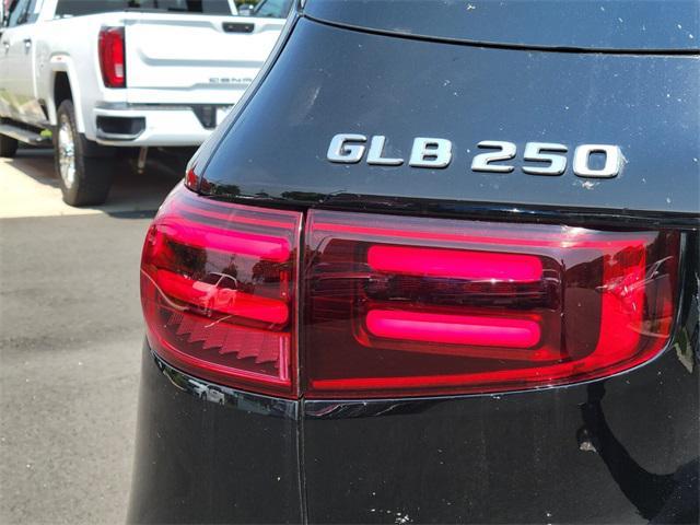 new 2025 Mercedes-Benz GLB 250 car, priced at $52,430