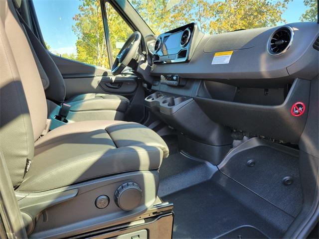 new 2026 Mercedes-Benz Sprinter 2500 car, priced at $80,084